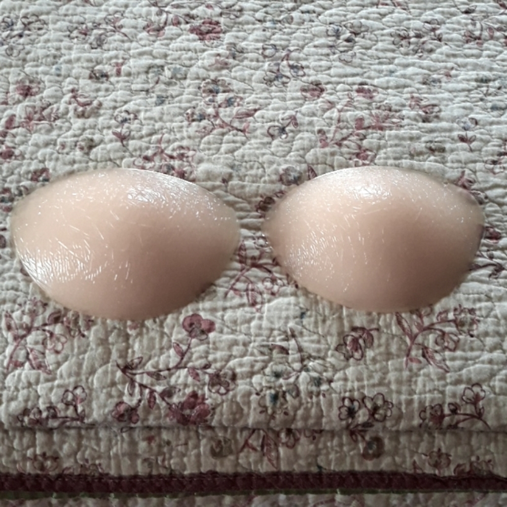 Silicone bra filler